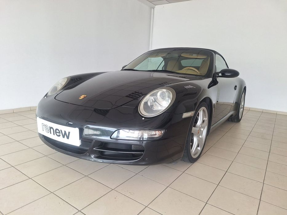 Porsche 911 Porsche 911 Carrera 4 - unic utilizator