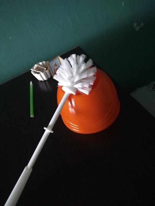 Продается ёршик для уборки и перчатки