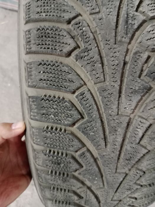 Продаю зимнюю резину