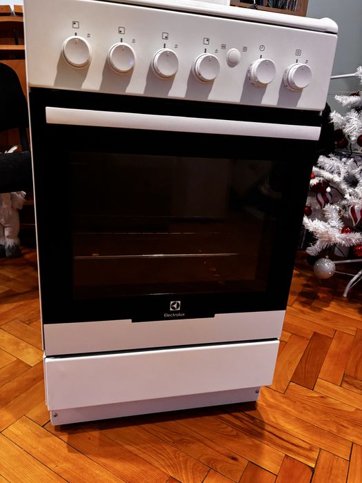 Electrolux готварска печка