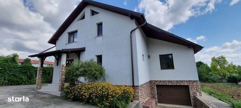Casa noua in oras cartier nou de case zona Dobosari