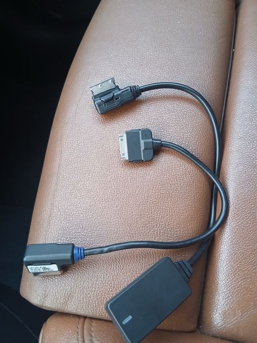 Vand adaptoare bluetooth