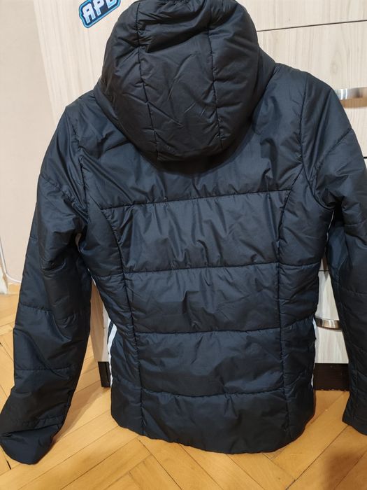 Дамско яке Adidas