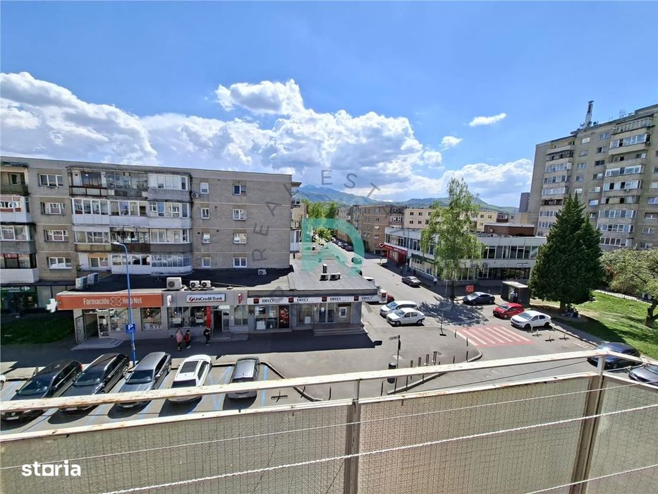 Apartament 3 camere Tractorul, Comision 0, Oltet, Intermediar