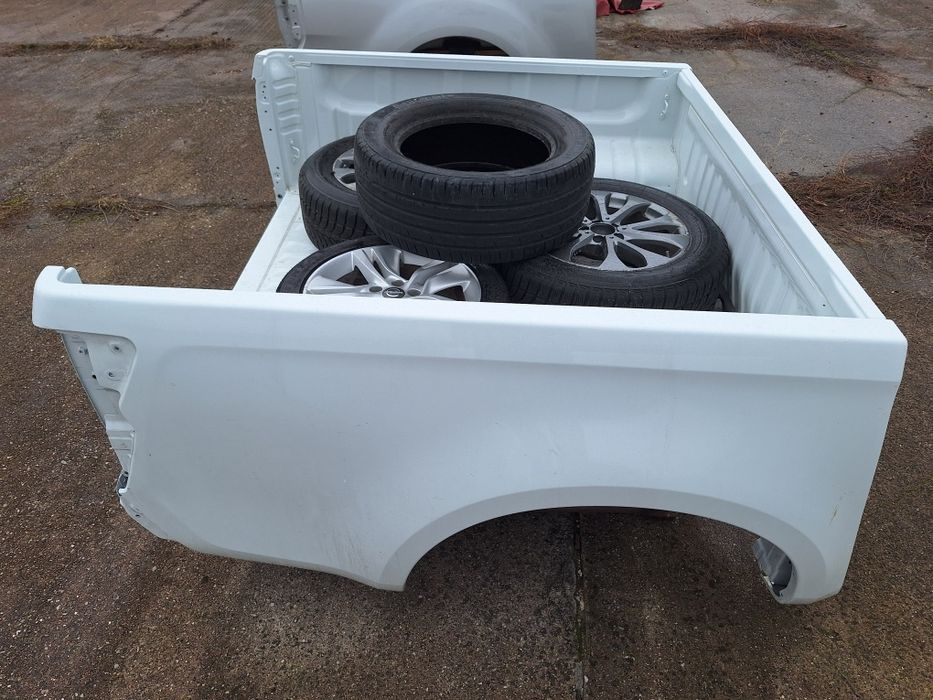 Каросерия За Исузо Д-Макс 2019-2023 Година Isuzu D-Max Кабина  и 1/2