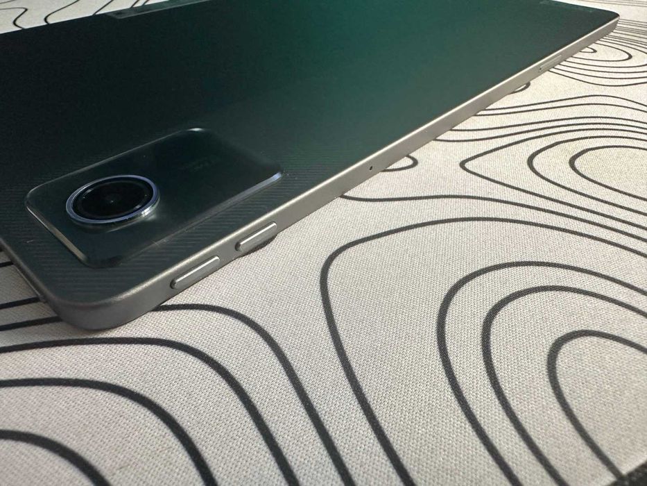 Tableta Lenovo M11 4GB 128GB  Wi-Fi cu Folio Case si Stylus (Ca Nou)