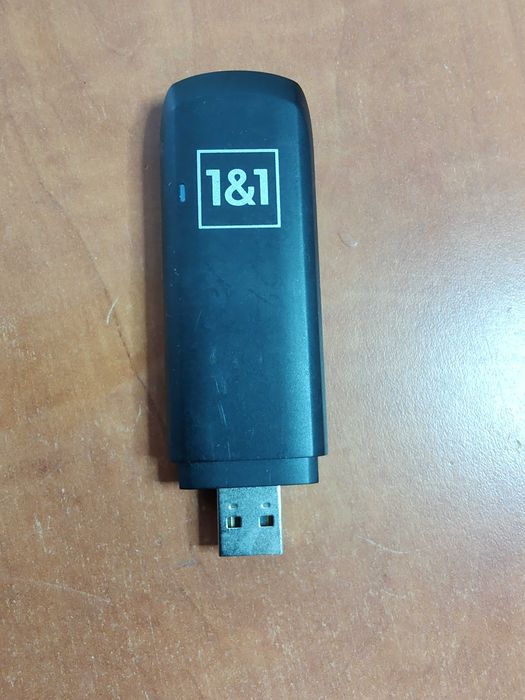 Stick USB internet cartela SIM 4G LTE 1&1 Antene W1220 testat Vodafone