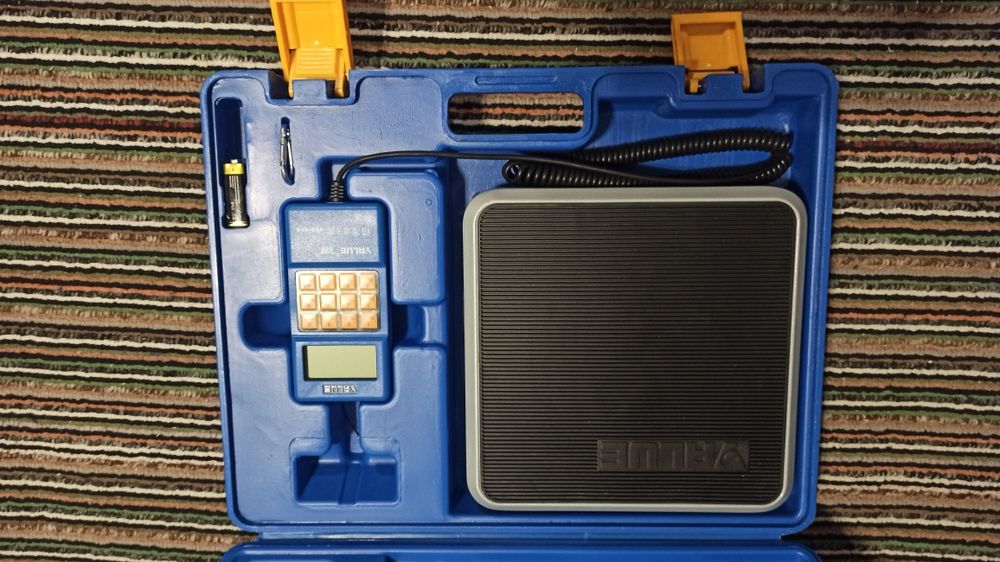 Продаю электронные весы для заправки холодильного оборудования Value .