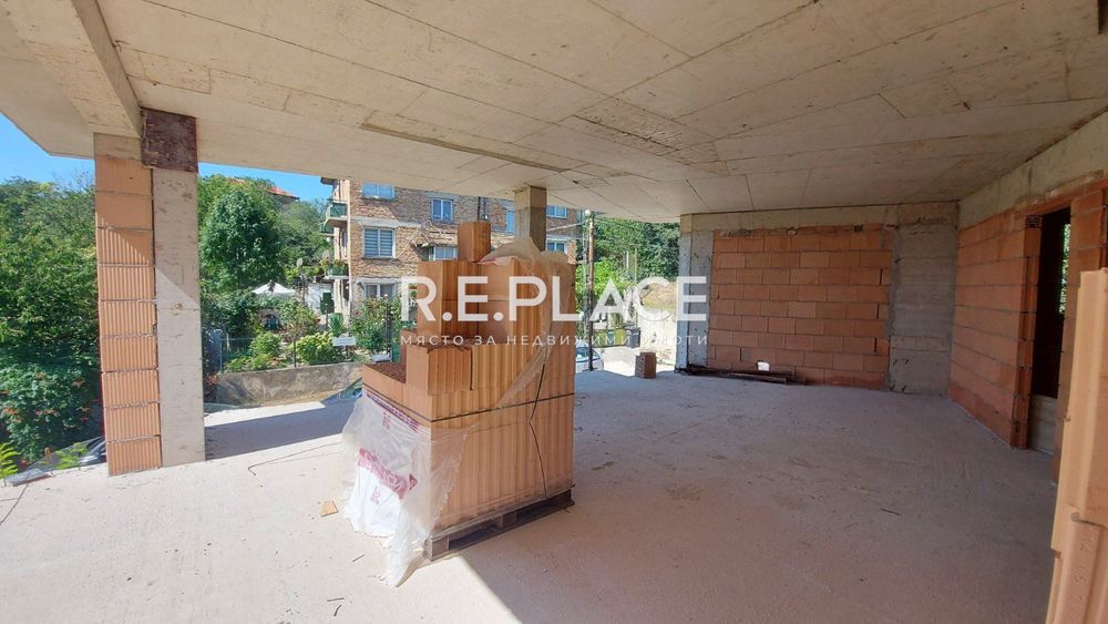 Продава се Тристаен апартамент в Варна, Аспарухово - 93 кв.м за 1010 €/кв.м - Снимка #2