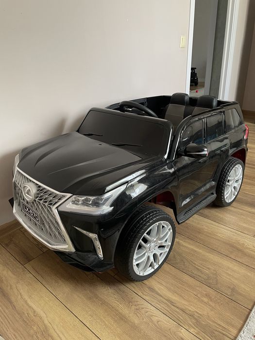 Электромобиль ,детская машина