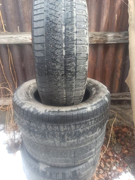 Продам шины 285/60/18