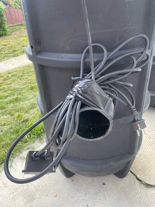 Cămin de pompare pentru aplicații domestice, include pompa cu tocător