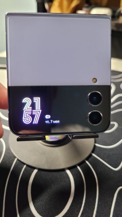 Samsung z flip 4