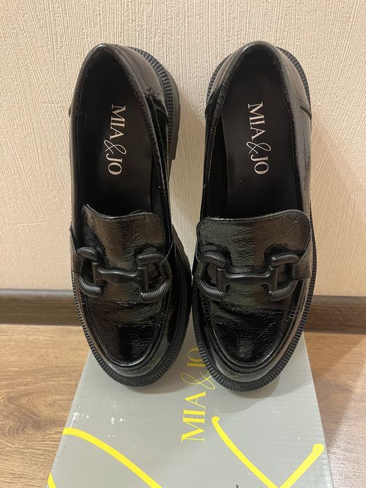 Обувки Mia i Jo …