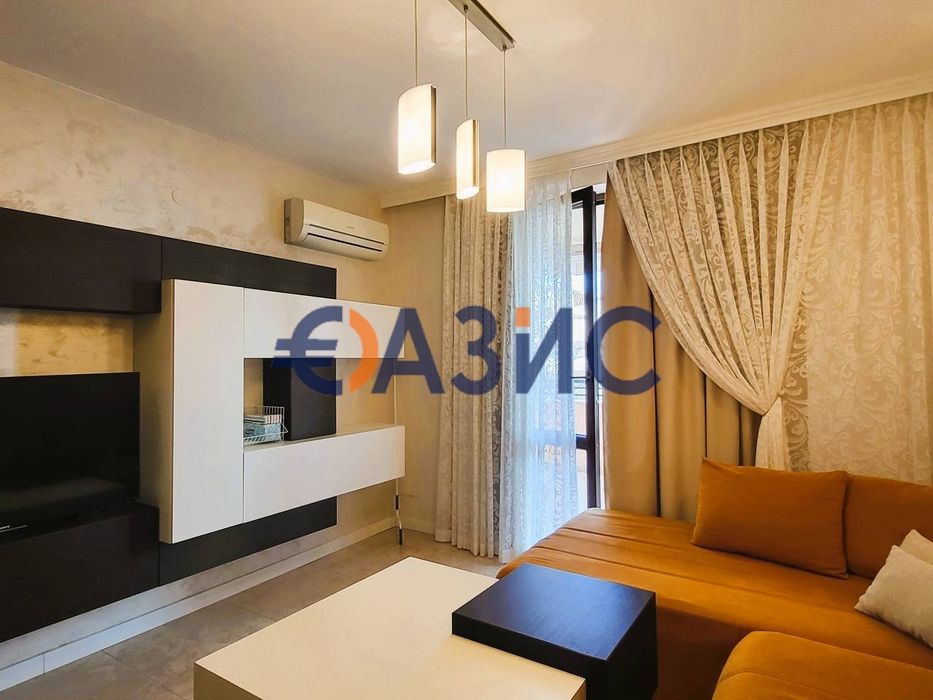 Продава се Тристаен апартамент в Свети Влас - 112 кв.м за 1300 €/кв.м - Снимка #3