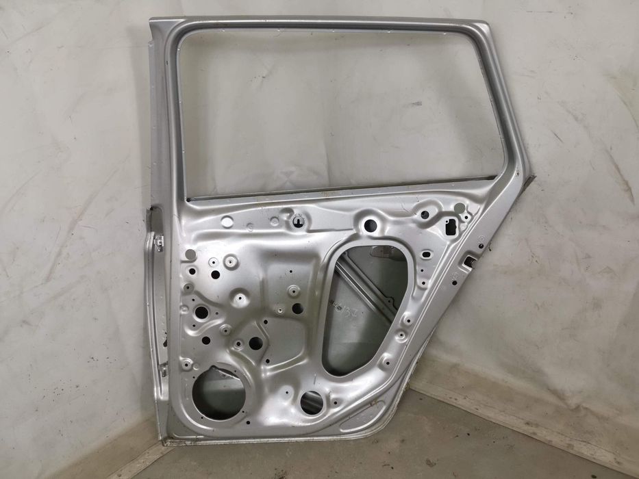 Шкода Камик / Skoda Kamiq 1 Оригинална дясна задна врата