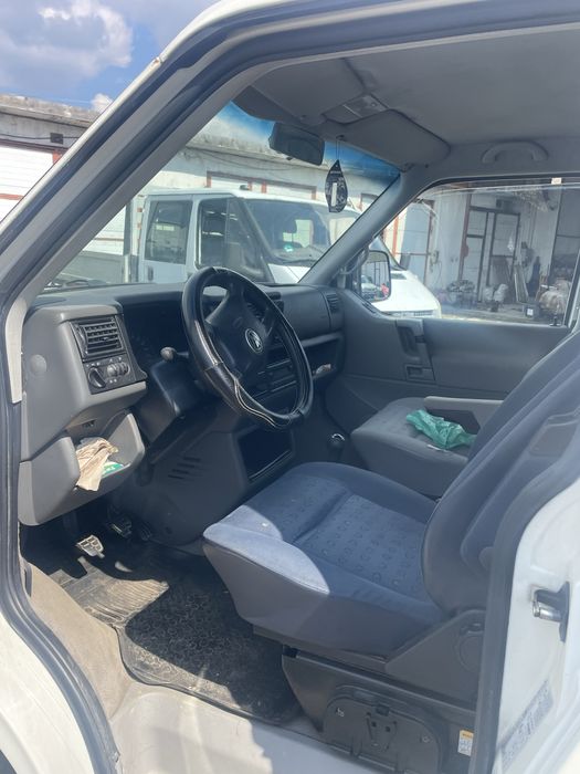 Vw t4 transporter model lung 150 de cai