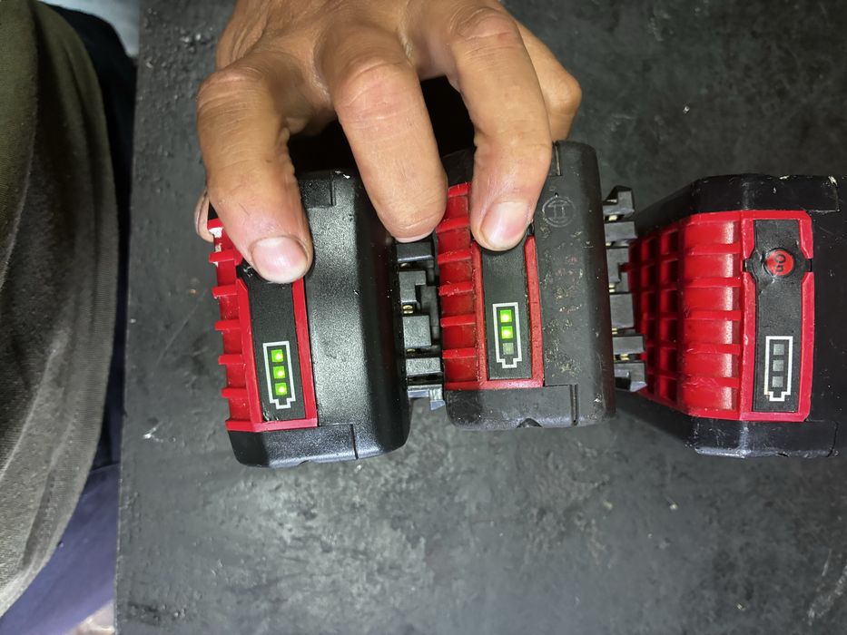 Acumulator bosch 18v