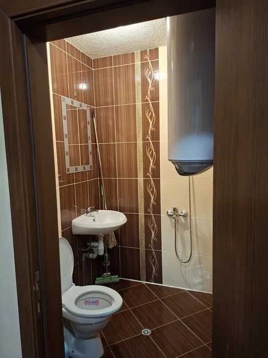 Дава се под наем Двустаен апартамент в София, Център - 70 кв.м за 575 € - Снимка #2