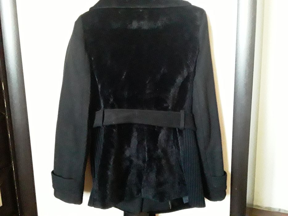 Продам женское пальто