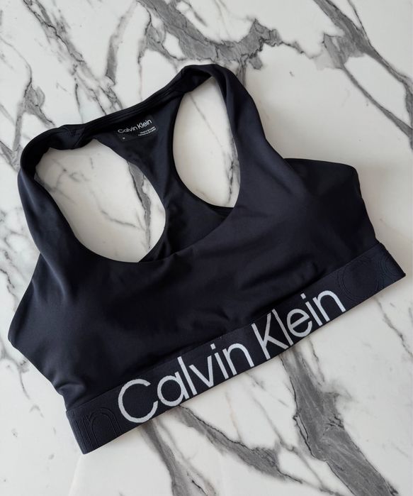 Спортен сутиен Calvin Klein