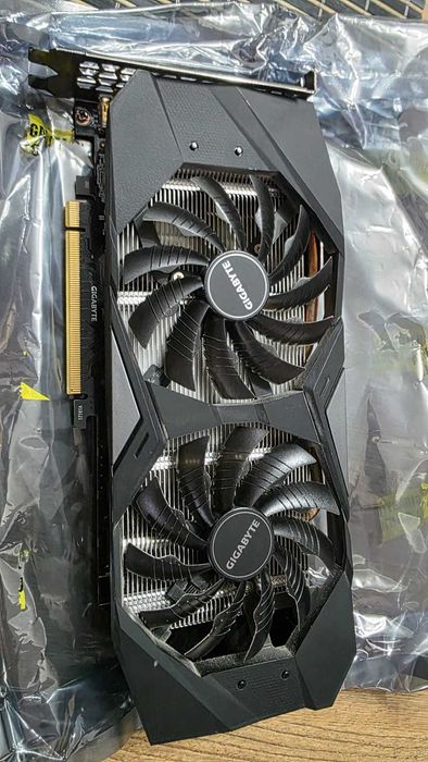 Placa video GIGABYTE GeForce RTX 2070 WINDFORCE 2X 8GB GDDR6 256-bit