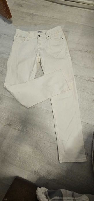 Blugi albi Jack and Jones