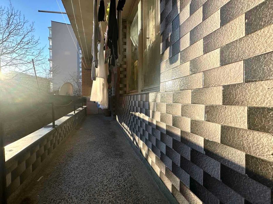 Продава се Двустаен апартамент в Горна Оряховица - 65 кв.м за 785 €/кв.м - Снимка #2