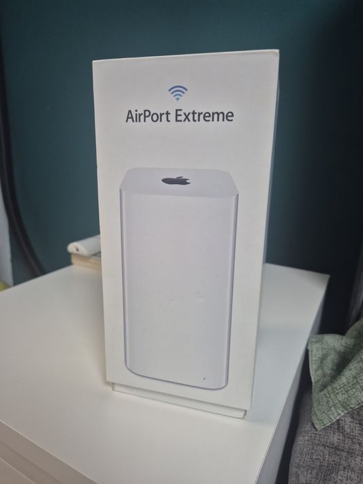Wireless WI-FI router Apple AirPort Extreme A1521
