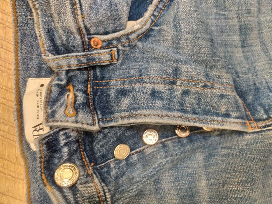 Дамски дънки Зара.