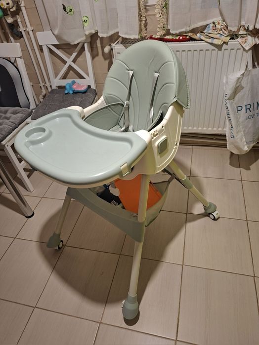 Scaun de masa pentru copii