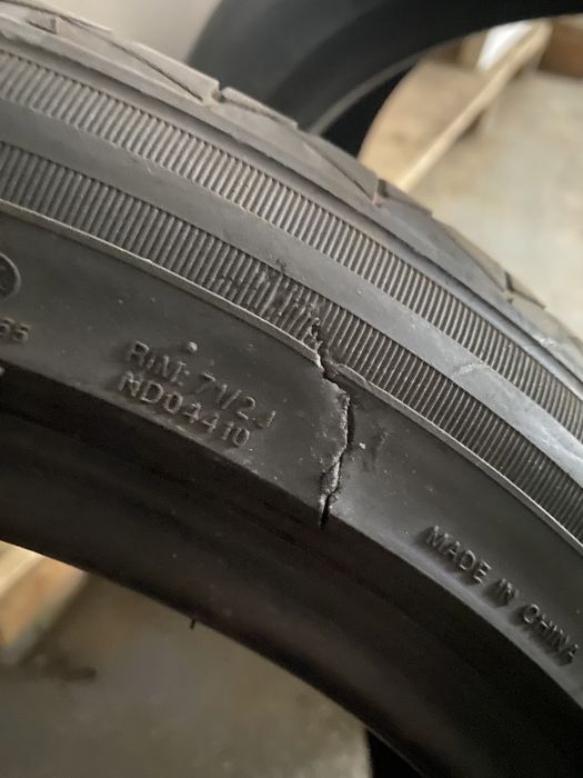 La doar 150 RON , 2 Anvelope 225/45 R17