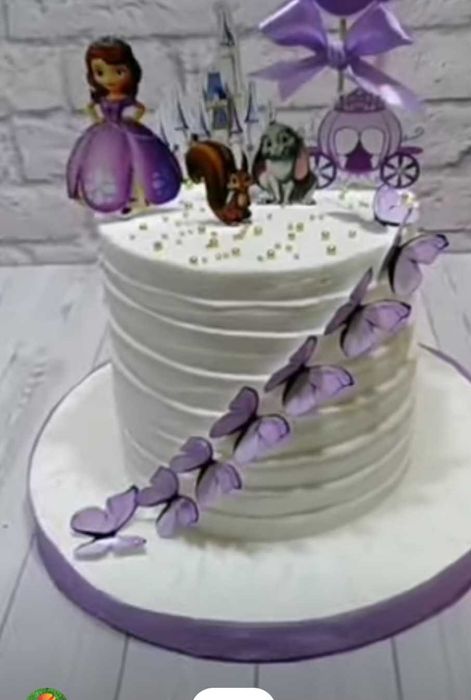 Zakazga bento tort va turli xil marosimlar uchun tortlar