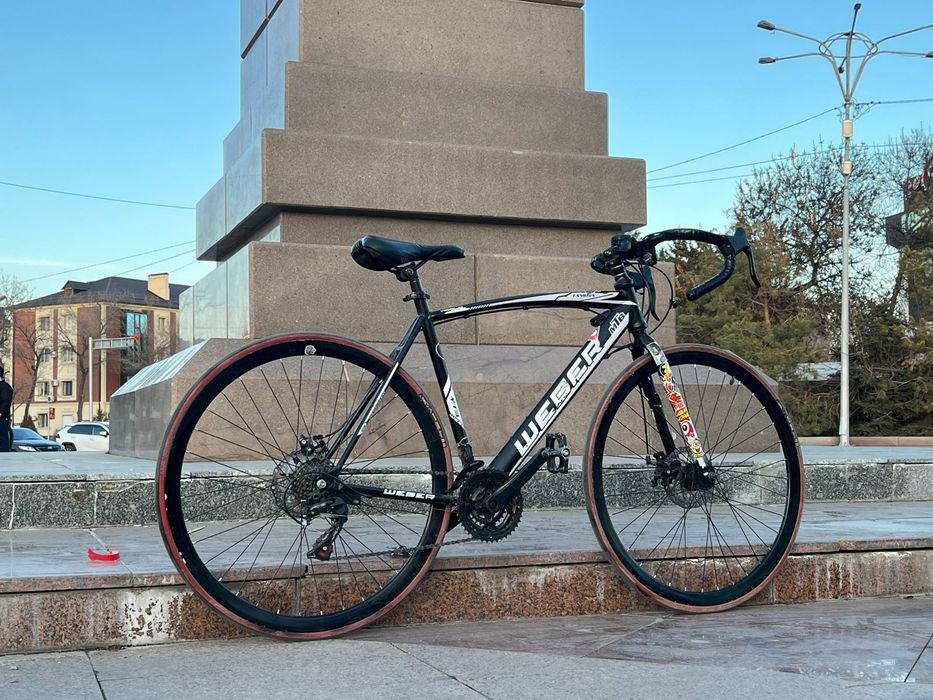 Продается велик шоссейник