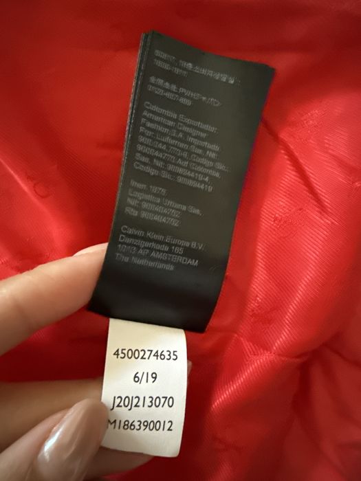 Calvin Klein яке L размер