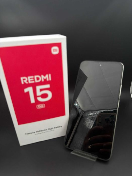 Dracula Amanet: Redmi 15 5G, 256GB/8RAM.