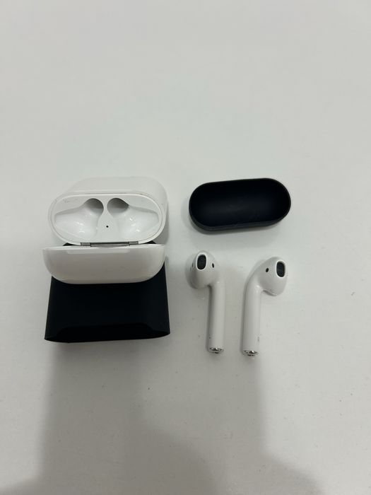Продам наушники AirPods 2