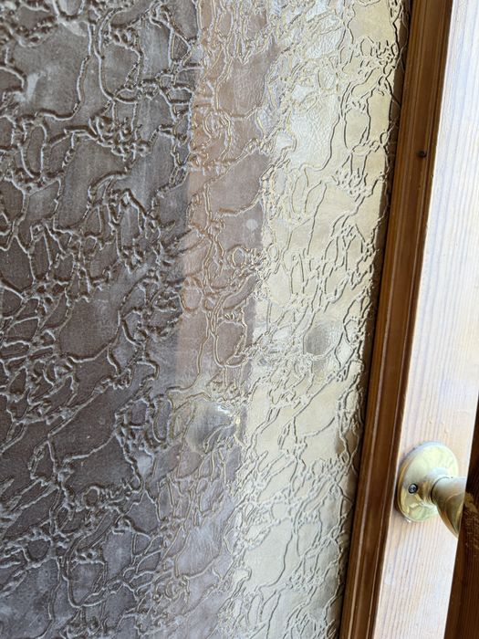 Двери деревянные со стеклом