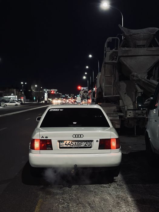 Ауди а6 с4 белый 1996