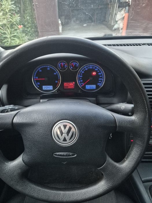 VW Passat 2003 | 272.000 km | Climatronic & Pilot Automat | + Set roți iarnă