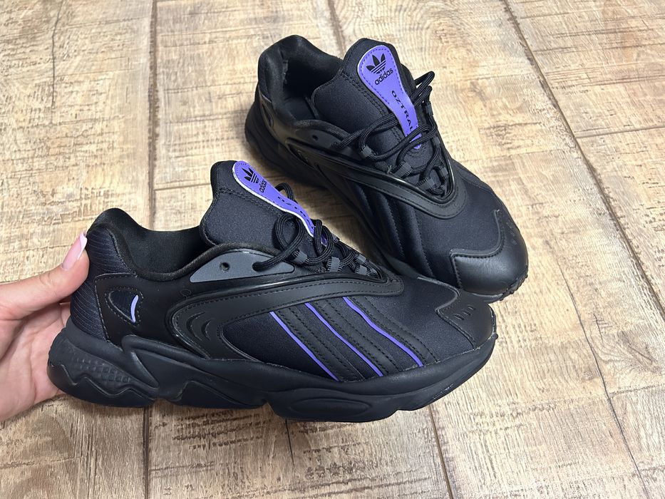 Sneakers Adidas Oztral