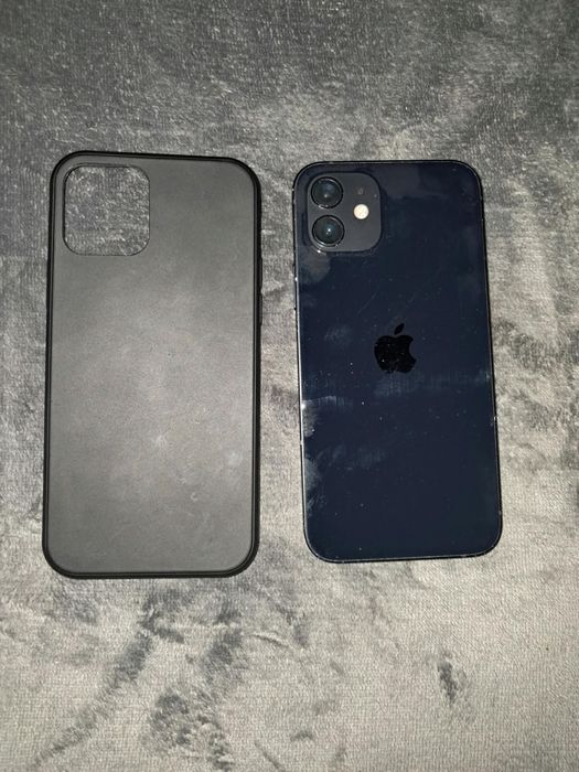 Vand Iphone 12 perfect functional
