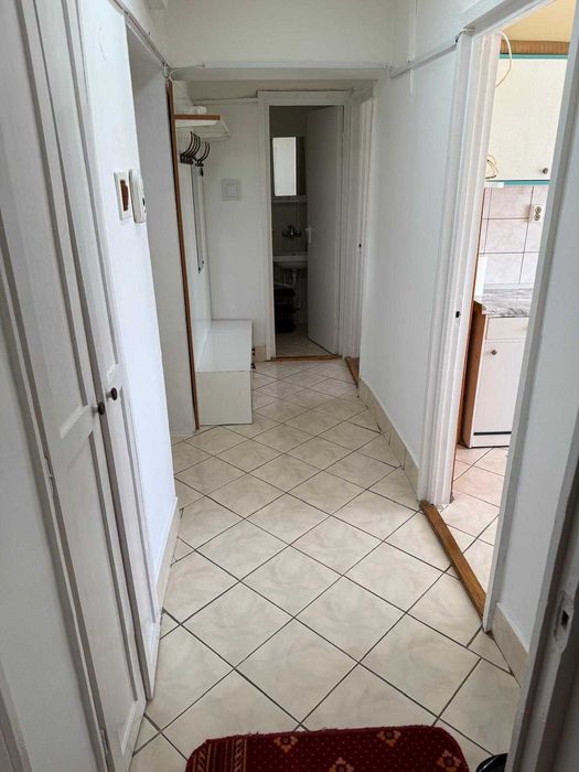 De vanzare Apartament 3 camere MV1