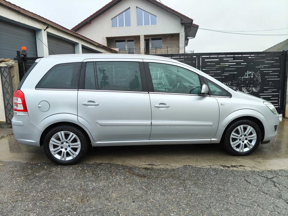 Opel Zafira 1.8 Benzina 2012