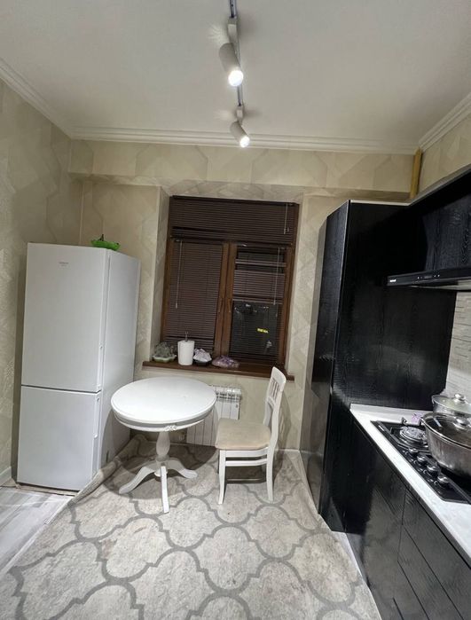 Tinchlik metro yonida Toshmi, Milliyga Beruniyga Yaqin