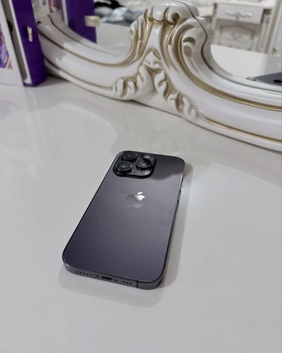 Продам или обмен айфон 14 про на 15 про