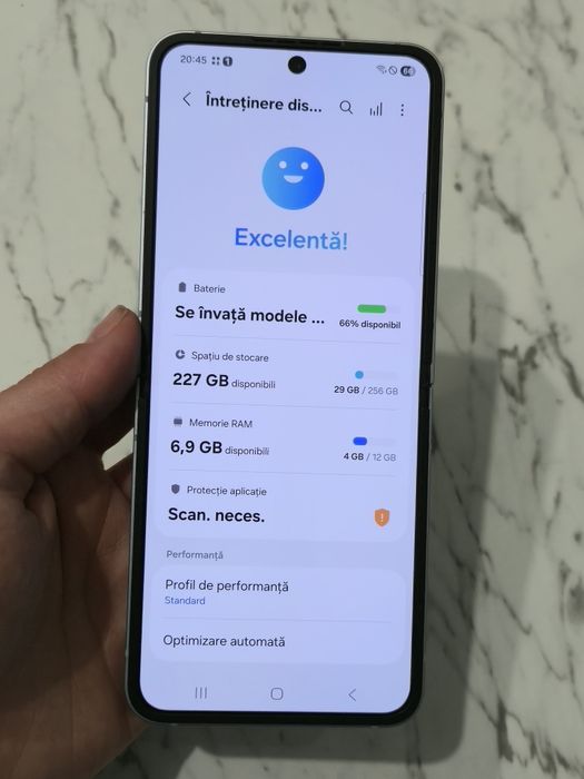 Vand/Schimb Samsung Z Flip6 256gb