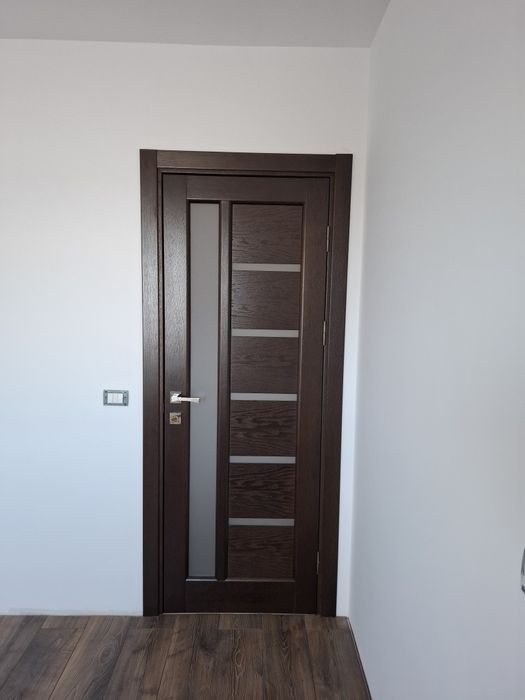 Uși interioare lemn stratificat său masiv