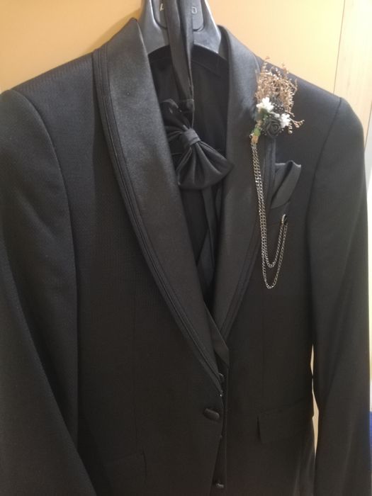 абитуриентски костюм мъжки