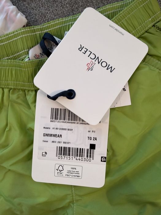 Детски бански/шорти Moncler - НОВИ С ЕТИКЕТ